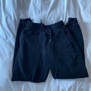 lululemon scuba high rise jogger- read description